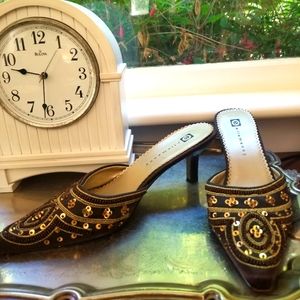 Ellemeno satin beaded, sequin heels